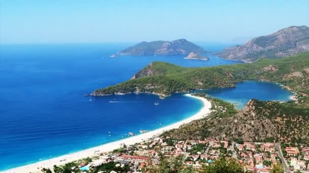 Panorama z modré laguny a pláže oludeniz Turecko — Stock video