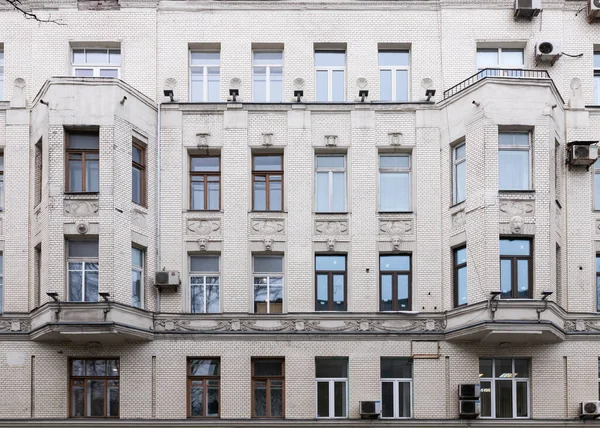 Vintage Architecture Classical Dirty Shabby Facade Building Art Nouveau Front — Stock Photo, Image