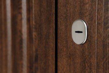 Kapı kilitli, yakın plan. Seçici odaklanma. Yüksek kalite fotoğraf