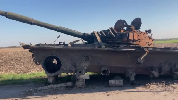 Destruido Quemado Tanque Del Ejército Ruso Como Resultado Una Batalla — Vídeo de stock