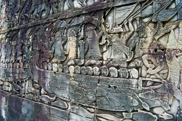 Fragmento de "batalla marítima" en bajorrelieve, Bayon, Angkor Thom, Siem Reap, Camboya —  Fotos de Stock