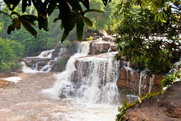 Cascata Khbail Chai dopo la stagione delle piogge — Foto Stock