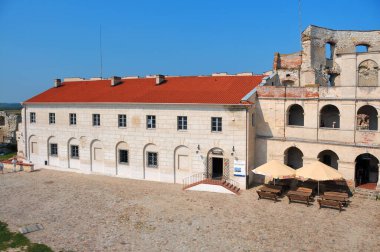 Janowiec Castle built in between 1508-1526. Janowiec, Lublin Voivodeship, Poland.