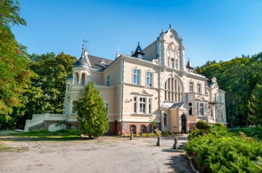 Janowiec Castle built in between 1508-1526. Janowiec, Lublin Voivodeship, Poland.