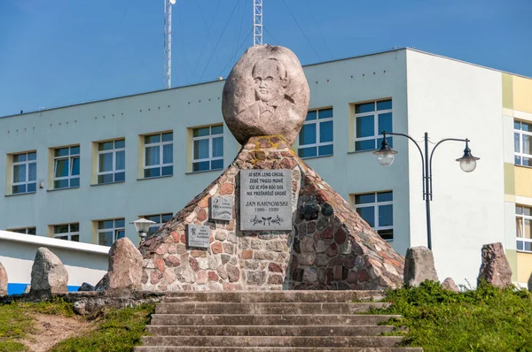 Обелиск Яна Карновского Брусах Поморское Воеводство Польша — стоковое фото