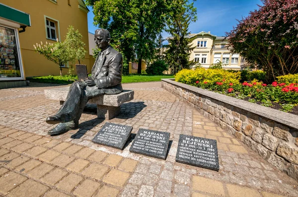 Monumento Banco Marian Rejewski Bydgoszcz Voivodato Kuyavian Pomeranian Polonia —  Fotos de Stock