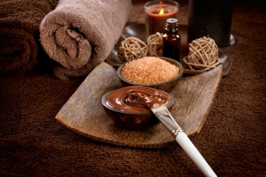 çikolata spa maskesi