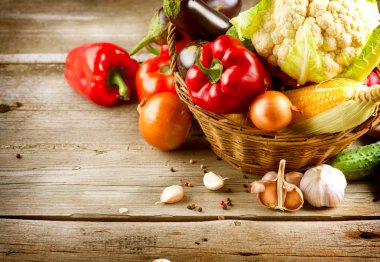 Sağlıklı organik sebzeler. Biyolojik Gıda