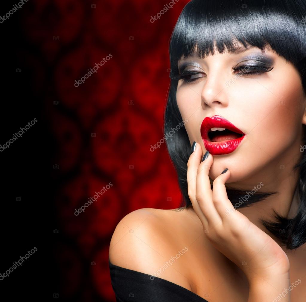 Schöne Brünette Mädchen Portrait Makeup Sinnlich Rote Lippen Stockfotografie Lizenzfreie