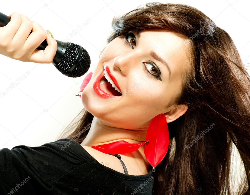 https://st.depositphotos.com/1491329/2459/i/950/depositphotos_24593817-stock-photo-beautiful-singing-girl-beauty-woman.jpg