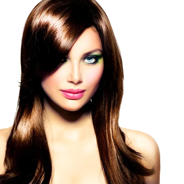 Vacker brunett flicka. friska långa bruna hår — Stockfoto