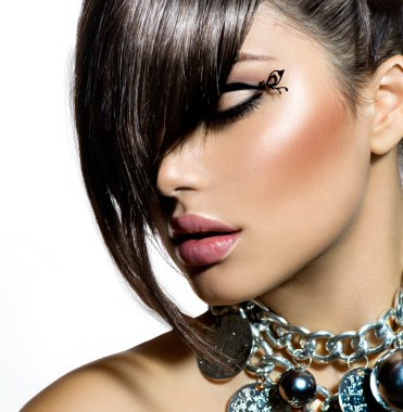 glamour güzellik kız moda şık saç ve makyaj