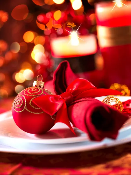 Navidad y Año Nuevo ajuste de la mesa de vacaciones. Celebración —  Fotos de Stock