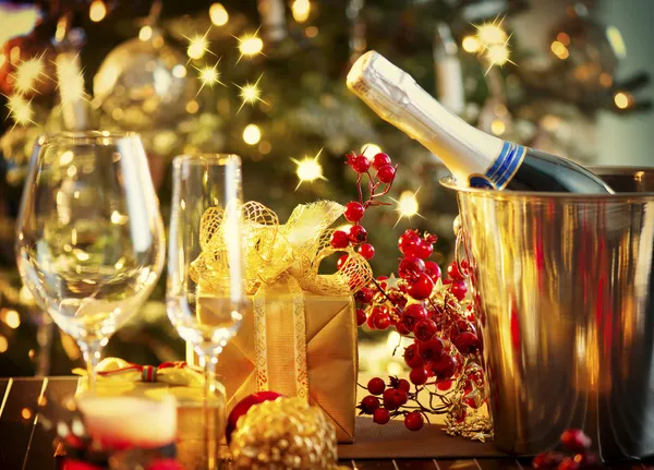 Boże Narodzenie i nowy rok wakacje tabeli Ustawienia. Celebracja — Zdjęcie stockowe
