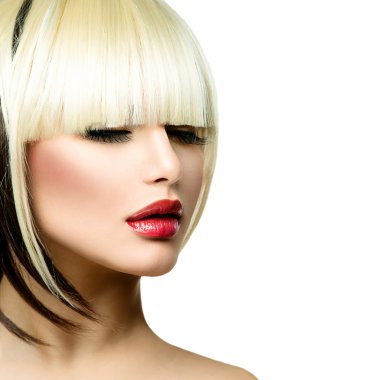 güzel moda kadın kısa saçlar için saç. Fringe saç kesimi