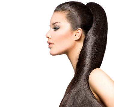 at kuyruğu saç modeli. Güzellik esmer moda model kız