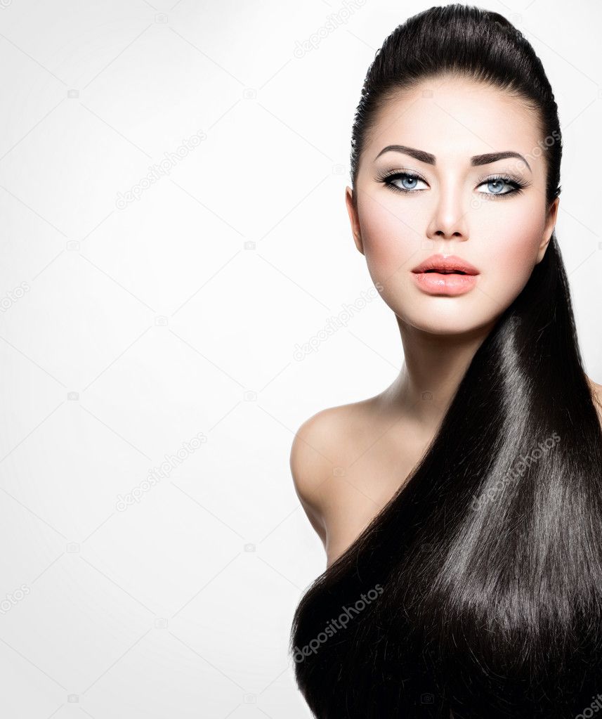 Fashion Model Girl with Long Healthy Straight Hair