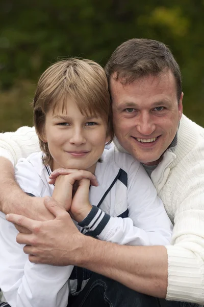 Gelukkige vader en zoon — Stockfoto