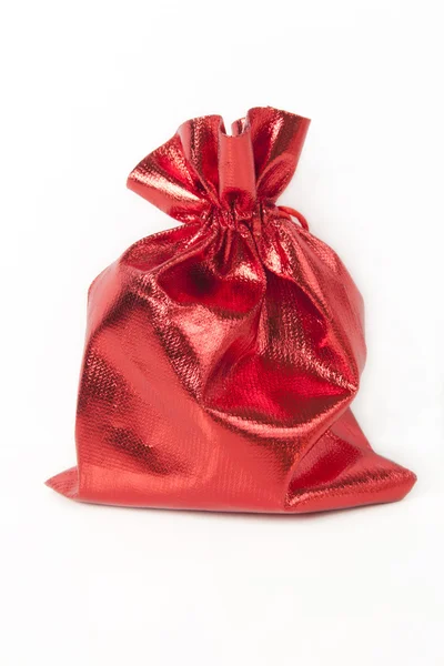 Красный подарочный пакет — стоковое фото