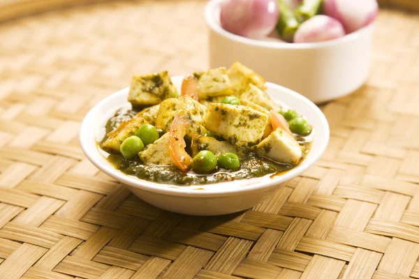 Cheese Cooked with Peas, Indian Dish — Stock Photo, Image