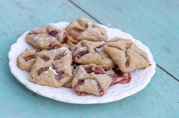 Ceco Cheesecake Pasticceria Cubi Piegati Cestini Biscotti Avvolti Ripieni Marmellata — Foto Stock