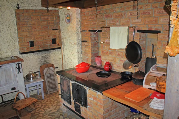 ülke cottage mutfak