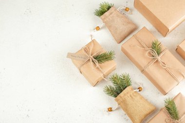 Noel ve sıfır atık, çevre dostu ambalaj. Sürdürülebilir etik, plastiksiz yaşam tarzı. Üst Manzara. Düz yat. Yüksek kalite fotoğraf