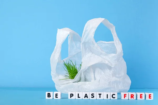 Jadilah Kata Kata Bebas Plastik Dari Kubus Pada Paket Terbuka — Stok Foto