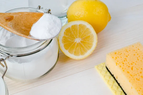 Open Jar Baking Soda Wooden Spoon Top Vinegar Cut Lemon — Stock Photo, Image