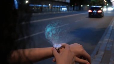 Hologramlı Kadın Araştırması