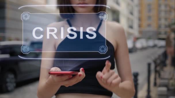 Jovem adulto interage holograma Crise — Vídeo de Stock