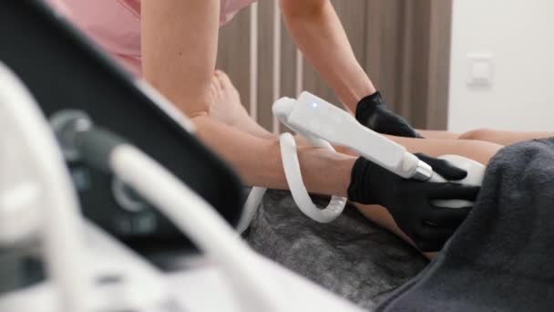 Устаткування вакуумний масаж — стокове відео