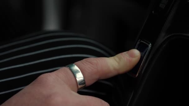 Finger Start Keyless Ignition Hybrid Car Electric Engine Modern Technologies — Stok video