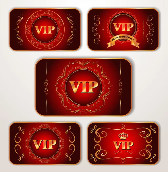 Tarjetas VIP Oro con elementos de diseño caligráfico sobre el fondo rojo Ilustraciones de stock libres de derechos