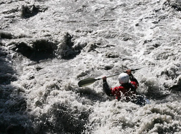 Kayaker in white water — Stock Photo, Image