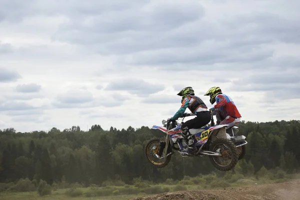 Motorcross Motorrijder Motorrijder Atleet Motorfiets Met Wieg — Stockfoto
