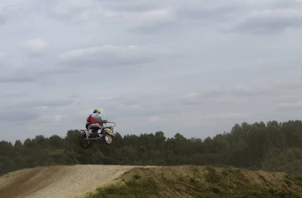 Motorcross Rijder Een Motorfiets — Stockfoto