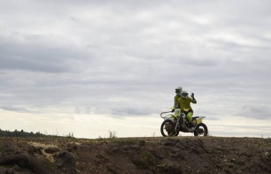 Motosikletli motosikletli motosikletliler