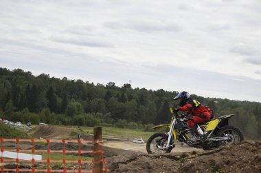 Motosikletli motosikletli motosikletliler