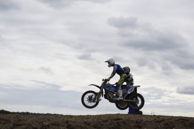 Motosikletli motosikletli motosikletliler