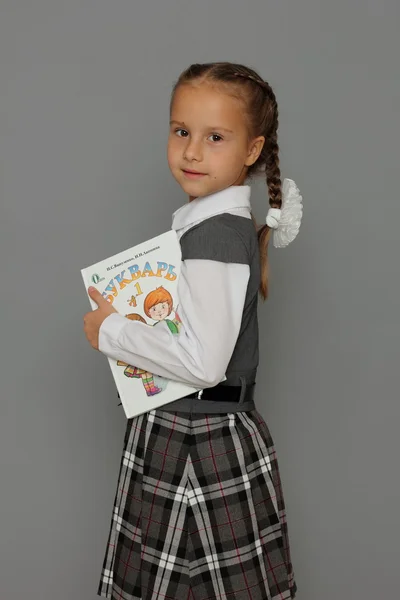 Studiofoto Schulmädchen — Stockfoto