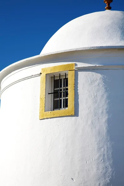 Windmühle bei beja, alentejo, portugal — Stockfoto