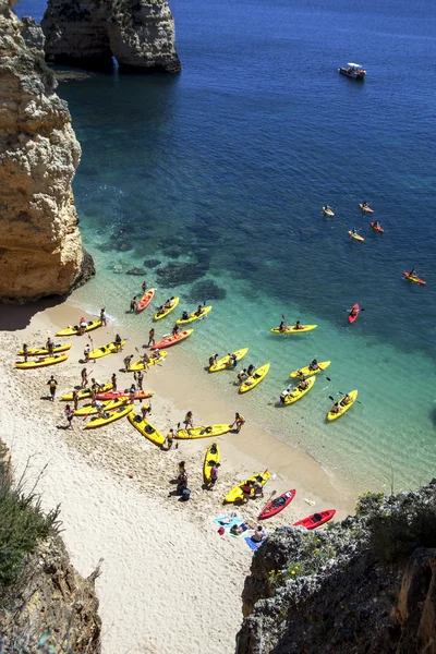 Strand in Lagos, Algarve, Portugal, Kajak, Kajak — Stockfoto