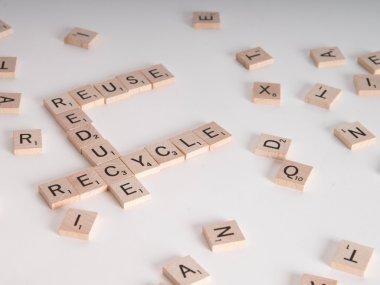 azaltın, yeniden işleyip kullanı scrablle kavramı yeniden