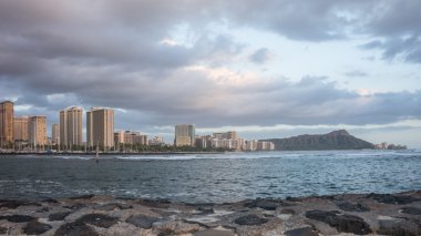 Daimond kafa ve Waikiki Beach