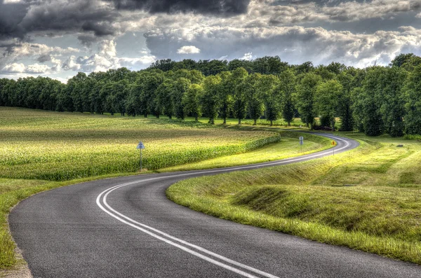 Doppelkurve auf der Straße Stockfoto