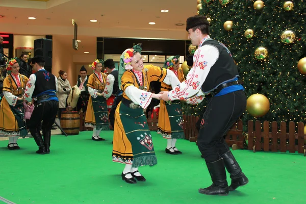 Bulgaarse dansers Rechtenvrije Stockfoto's