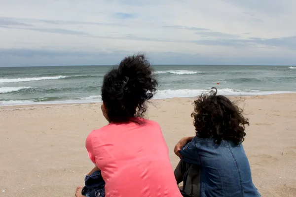 Op het strand — Stockfoto