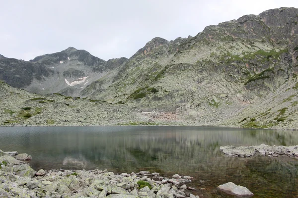 Озер в гори Ріла — стокове фото