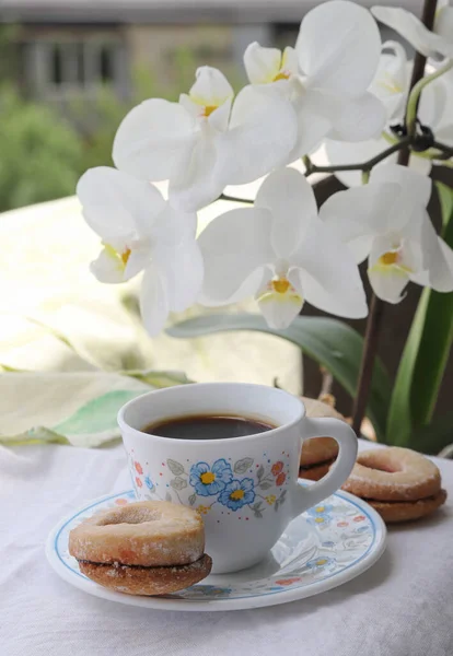 Coffee Time Concept Cup Coffee Beautiful White Orchid Homemade Cookies — ストック写真